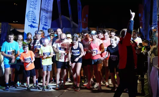 Po zmroku biegali całymi rodzinami. Poznajcie wyniki biegu na 4 km