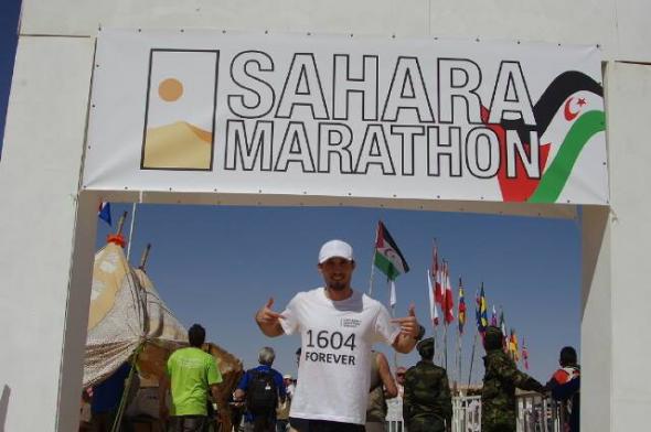 Dariusz Laksa na mecie Sahara Marahon Dariusz Laksa na mecie Sahara Marahon