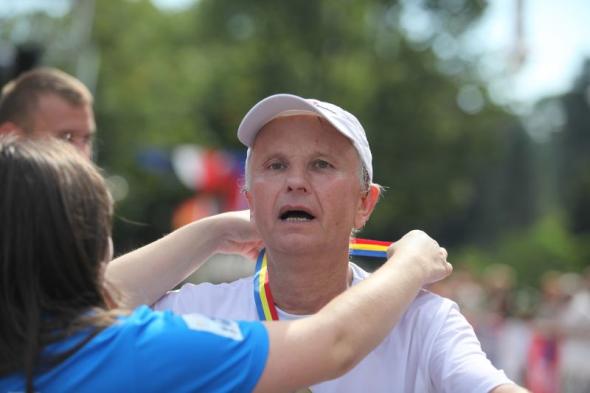 Prof. Kołodko po ukończeniu maratonu w Krynicy