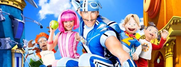 Stephanie i Sportakus w Leniuchowie zachęcają dzieci do aktywnego trybu życia / Fot. Facebook.com/LazyTown Leniuchowo / Fot. Facebook.com/LazyTown