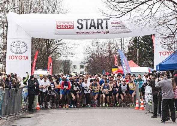 Bieg Raszyński w 2013 r. / Fot. www.biegraszynski.pl/ Bieg Raszyński w 2013 r. / Fot. www.biegraszynski.pl/