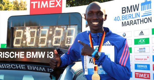  Kenijczyk Wilson Kipsang z wynikiem 2:03:23 jest aktualnym rekordzistą świata w maratonie 