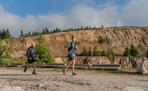 Ubywa miejsc na Izery Ultra-Trail. Trasy GPX, punkty ITRA i biegi dziecięce.