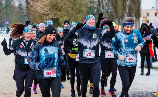 Serce bije w rytmie biegu: Relacja z 9. Pabianickiego Biegu WOŚP “Policz się z cukrzycą”