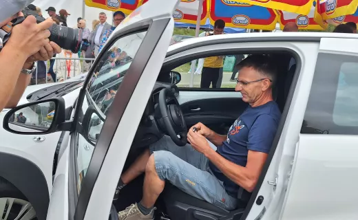 Marek Jaworski wybiegał sobie główną nagrodę Festiwalu Biegowego. „Właśnie byłem na kupnie nowego samochodu”