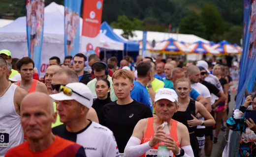 Półmaraton na dobry początek niedzieli. Setki zawodników ruszyło zwartych i gotowych [ZDJĘCIA] - 5