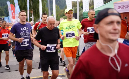 Półmaraton na dobry początek niedzieli. Setki zawodników ruszyło zwartych i gotowych [ZDJĘCIA] - 9