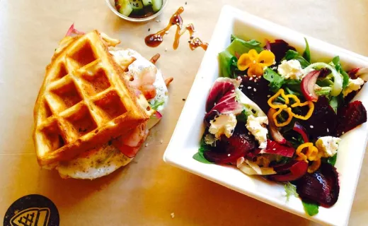 Waffle Bar: Najlepsze kanapki to te z… waffla - 5