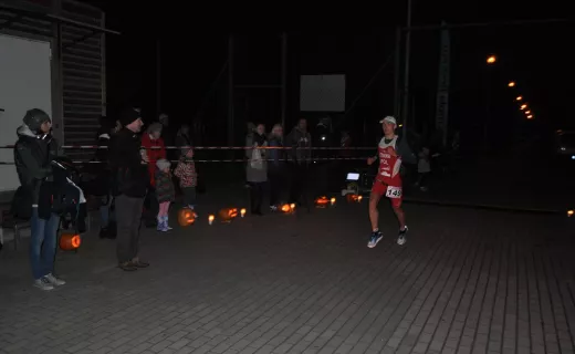 Bieg Uliczny o Gorącą Dynię w Zwoleniu - 31.10.2015 - 6