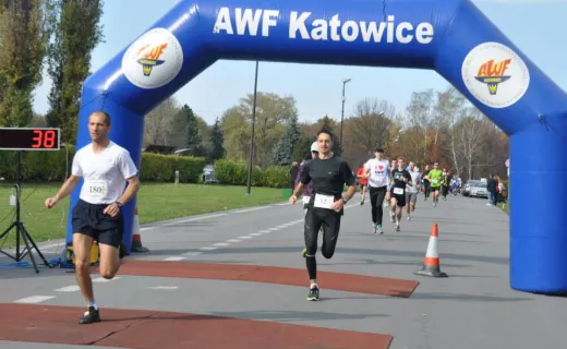 Tak biegały i maszerowały Katowice [ZDJĘCIA] - 20