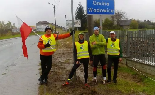 „Na początku pytali po co to robicie. Później pytali, jak to robicie…” Z Lisowic do Wadowic dla Jana Pawła II - 1