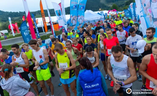 Wystartował bieg na 15 kilometrów! Zawodnicy ruszyli pełni energii - 
