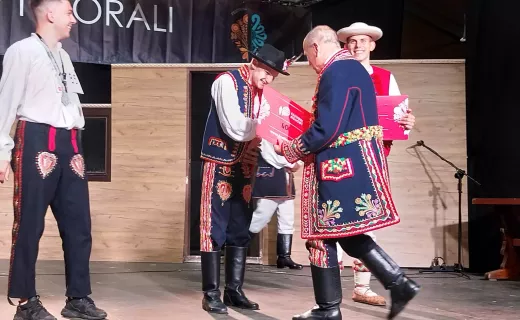 Lachy i Górale już na mecie. To oni otworzyli 14. Festiwal Biegowy w Piwnicznej  - 