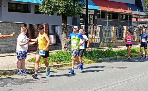 Nawodnienie kluczem do sukcesu! Mocna rywalizacja na trasie Sądeckiej Dychy - 