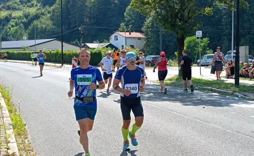 Nawodnienie kluczem do sukcesu! Mocna rywalizacja na trasie Sądeckiej Dychy - 