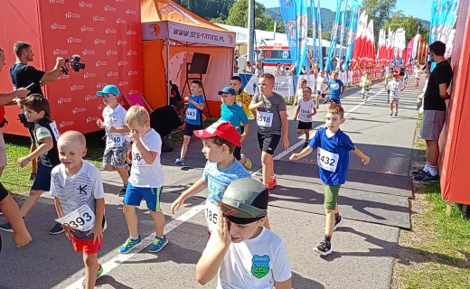 Tak na festiwalu bawią się najmłodsi! W tym biegu każdy jest zwycięzcą - 33