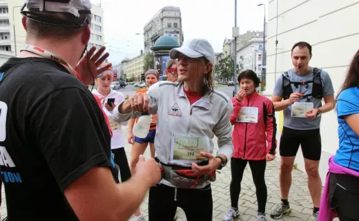 Ambasadorzy znów biegali po prawdziwej Warszawie [ZDJĘCIA] - 1