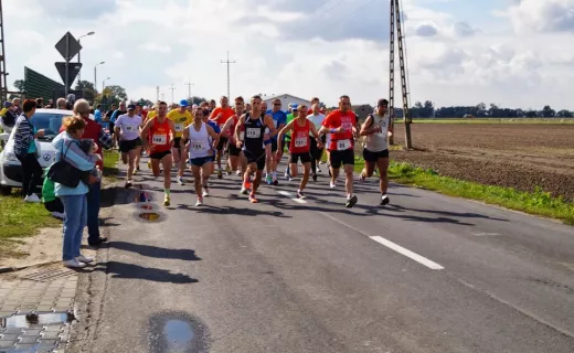 Tak biegano w Kleszczewie [ZDJĘCIA] - 18