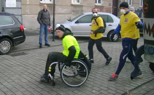 Biegacze protestowali w Krakowie [ZDJĘCIA] - 34