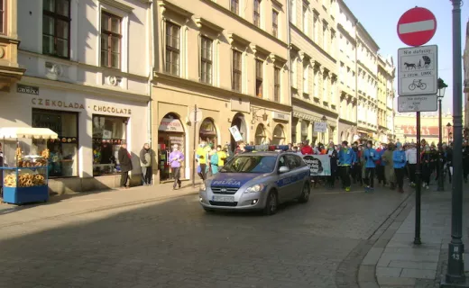 Biegacze protestowali w Krakowie [ZDJĘCIA] - 25