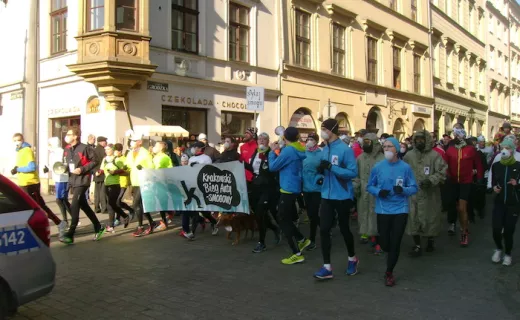 Biegacze protestowali w Krakowie [ZDJĘCIA] - 30
