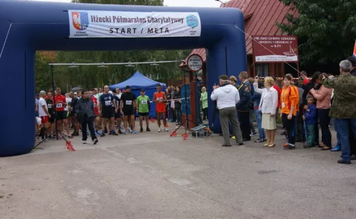Iłża biegała w szczytnym celu [ZDJĘCIA] - 17