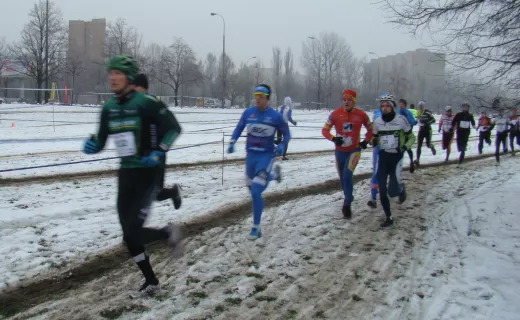 Biegiem, na łyżwach i na rowerze. Warszawa sprawdziła się w zimowym triathlonie [ZDJĘCIA] - 4