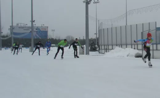 Biegiem, na łyżwach i na rowerze. Warszawa sprawdziła się w zimowym triathlonie [ZDJĘCIA] - 12