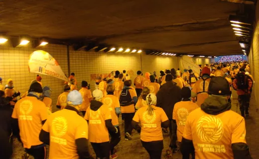 Warszawa po raz dziewiąty pobiegła dla diabetyków w finale WOŚP [ZDJĘCIA] - 26