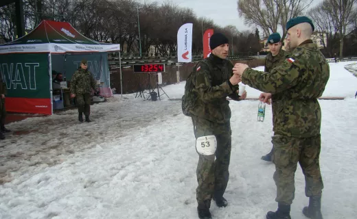 V Półmaraton Komandosa w roztopach. „Służby jak wielka rodzina” [ZDJĘCIA] - 25