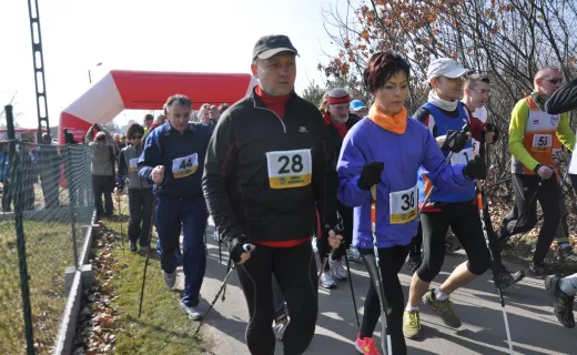 Rodzinne święto nordic walking w Jejkowicach z pełnym zaangażowaniem [ZDJĘCIA] - 43