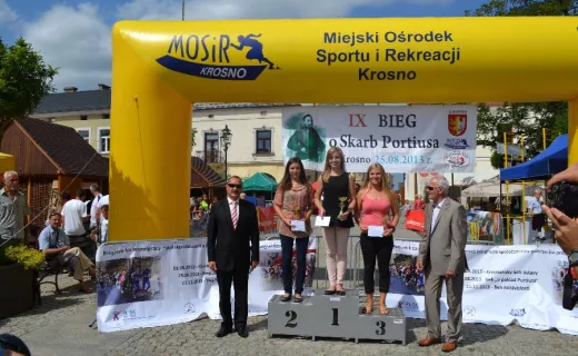 Tak biegano w Krośnie "o Skarb Portiusa" [ZDJĘCIA] - 11