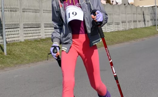 Rodzinne święto nordic walking w Jejkowicach z pełnym zaangażowaniem [ZDJĘCIA] - 77