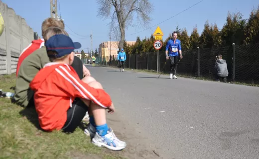 Rodzinne święto nordic walking w Jejkowicach z pełnym zaangażowaniem [ZDJĘCIA] - 61