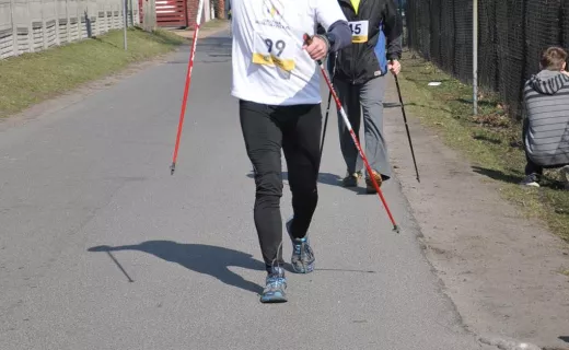 Rodzinne święto nordic walking w Jejkowicach z pełnym zaangażowaniem [ZDJĘCIA] - 129