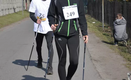 Rodzinne święto nordic walking w Jejkowicach z pełnym zaangażowaniem [ZDJĘCIA] - 126