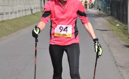 Rodzinne święto nordic walking w Jejkowicach z pełnym zaangażowaniem [ZDJĘCIA] - 123