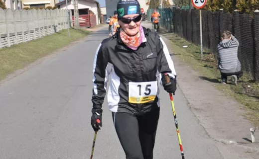 Rodzinne święto nordic walking w Jejkowicach z pełnym zaangażowaniem [ZDJĘCIA] - 136