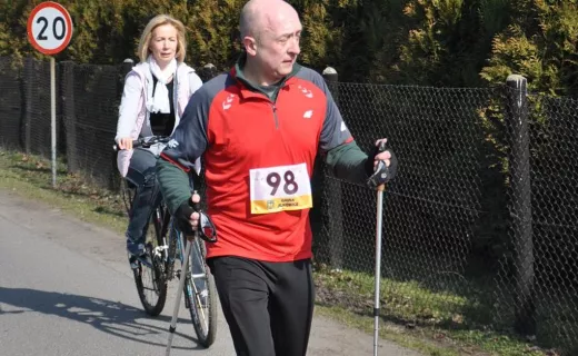 Rodzinne święto nordic walking w Jejkowicach z pełnym zaangażowaniem [ZDJĘCIA] - 101