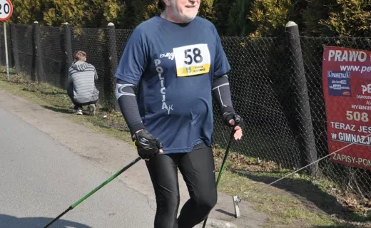 Rodzinne święto nordic walking w Jejkowicach z pełnym zaangażowaniem [ZDJĘCIA] - 95