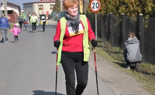 Rodzinne święto nordic walking w Jejkowicach z pełnym zaangażowaniem [ZDJĘCIA] - 96
