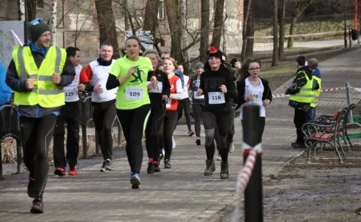 Mikołów biegał dla Agaty. Przełajowo [ZDJĘCIA] - 1