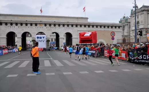 31. Vienna City Marathon: 42 000 bohaterów na Placu Bohaterów [ZDJĘCIA] - 4