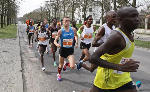 Shegumo i Jarzyńska wygrywają Maraton Łódź. Zbigniew Bródka biegał na 10 km [ZDJĘCIA] - 20