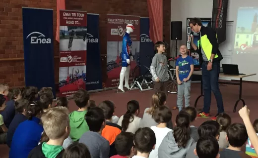 Poznań: Pokazują triathlon dzieciom - 2