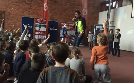 Poznań: Pokazują triathlon dzieciom - 8