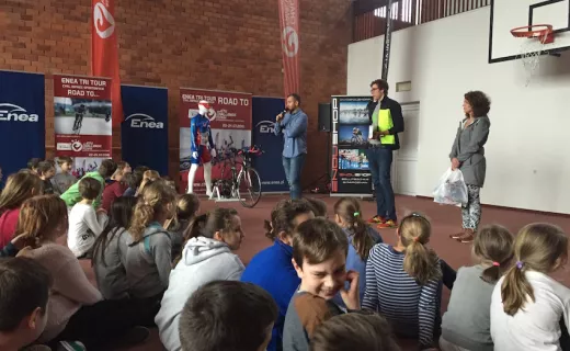 Poznań: Pokazują triathlon dzieciom - 10