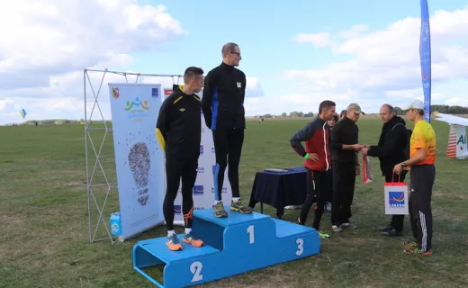 Bieg Wokół Szybowca w Lesznie - 27.09.2015  - 1