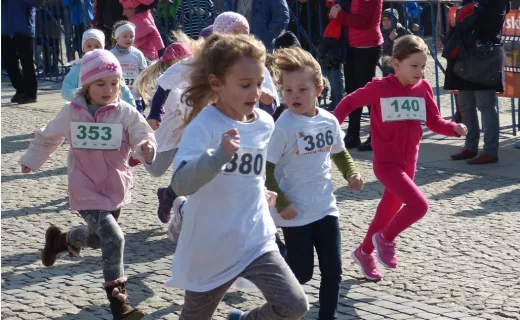 VII Bieg Kazików: Półtora tysiąca biegaczy w Radomiu! [ZDJĘCIA] - 30