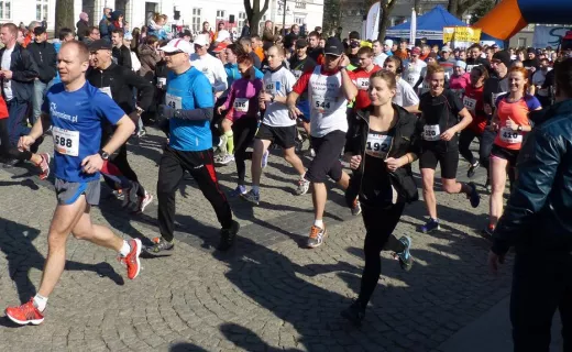 VII Bieg Kazików: Półtora tysiąca biegaczy w Radomiu! [ZDJĘCIA] - 34